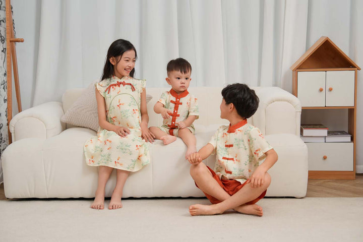 Singapore Souvenir Gift Fortune Bloom Family Set with Golden Fish Baby Kids Girl Cheongsam Dress 0827